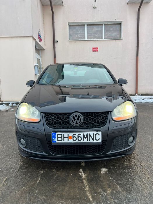 Golf 5 GTi ed30 PIRELLI