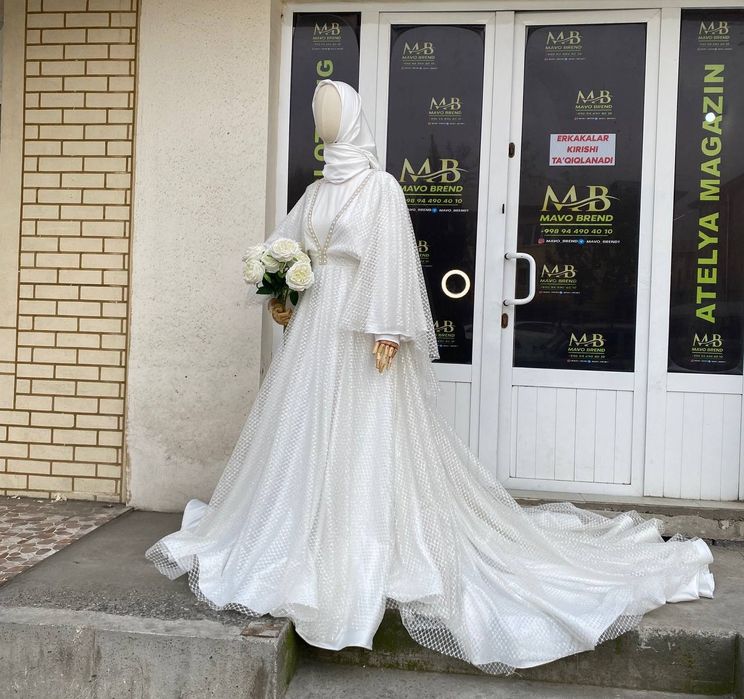 Yangi qulqopi ,sarisi ,rumoli ,yuzga niqobi kamplekt dastafkasi ichida