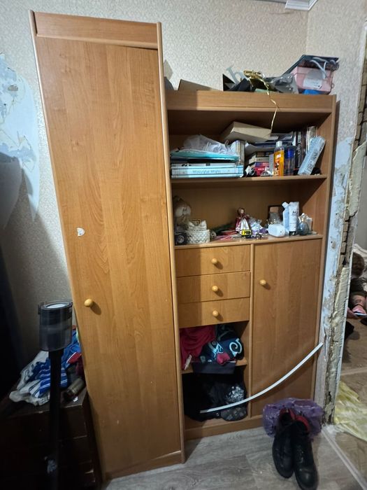 Продам шкаф и пинал