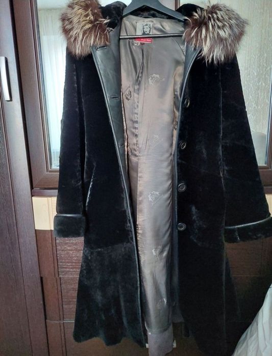 Продам тёплую шубу