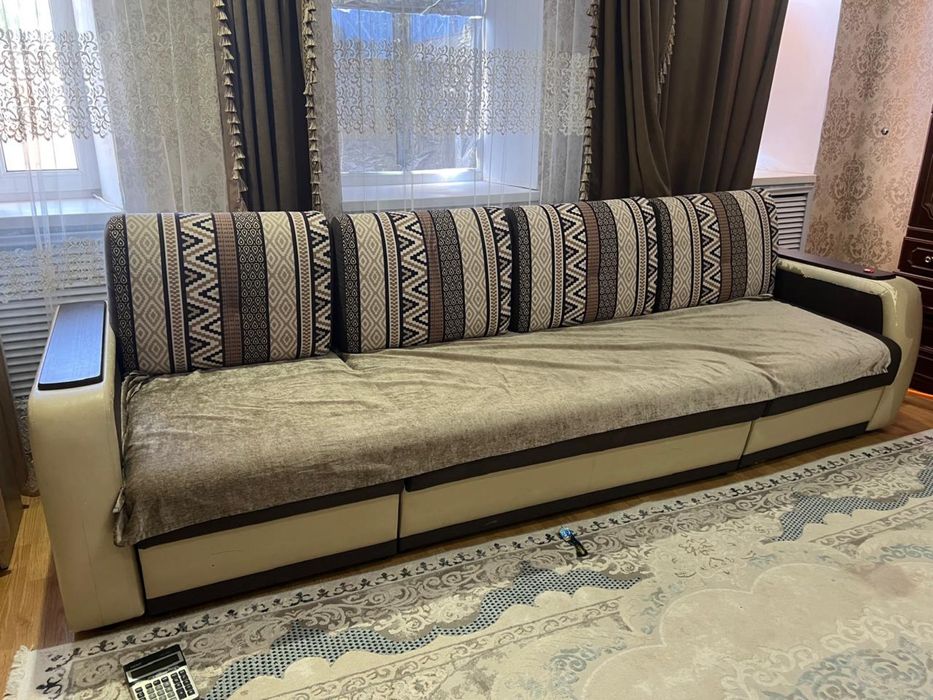 Диван в гостиную