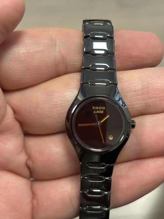 Продам часы Rado!