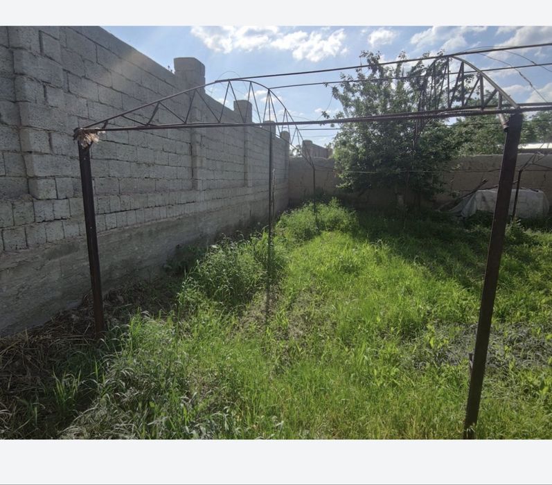 Yer uchastkasi sotiladi 1 sotixi - 8000$