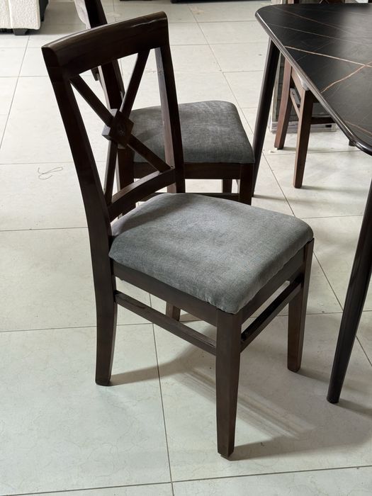 Stul stol tayor yongoq