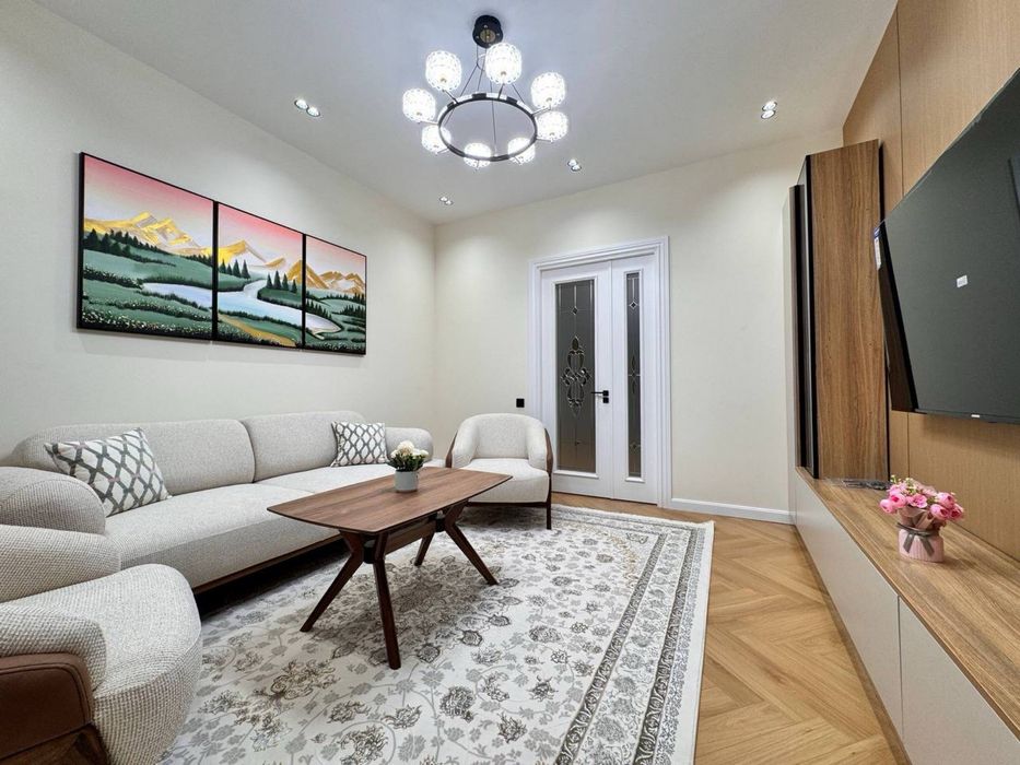 Махтумкули Новая Четырехкомнатная квартира в новостройке NEW LIFE