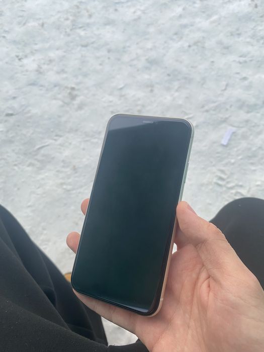 Продам iphone 11/64гб