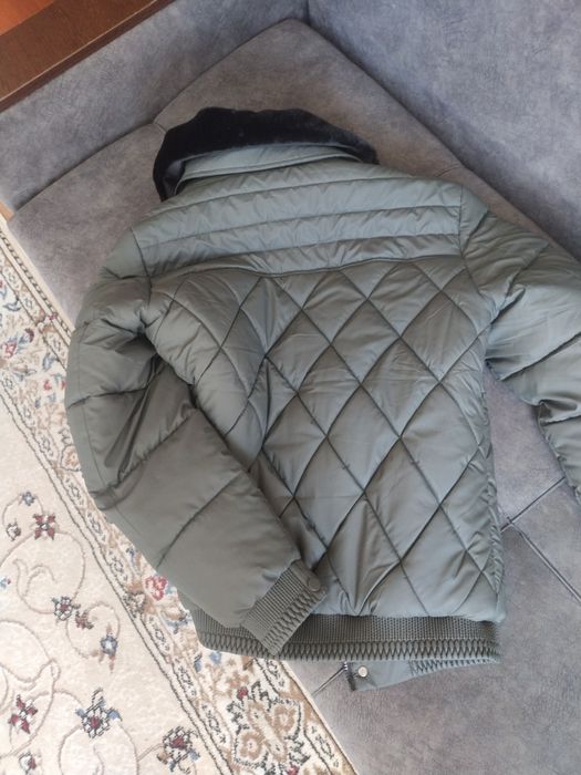 Продам новую куртку