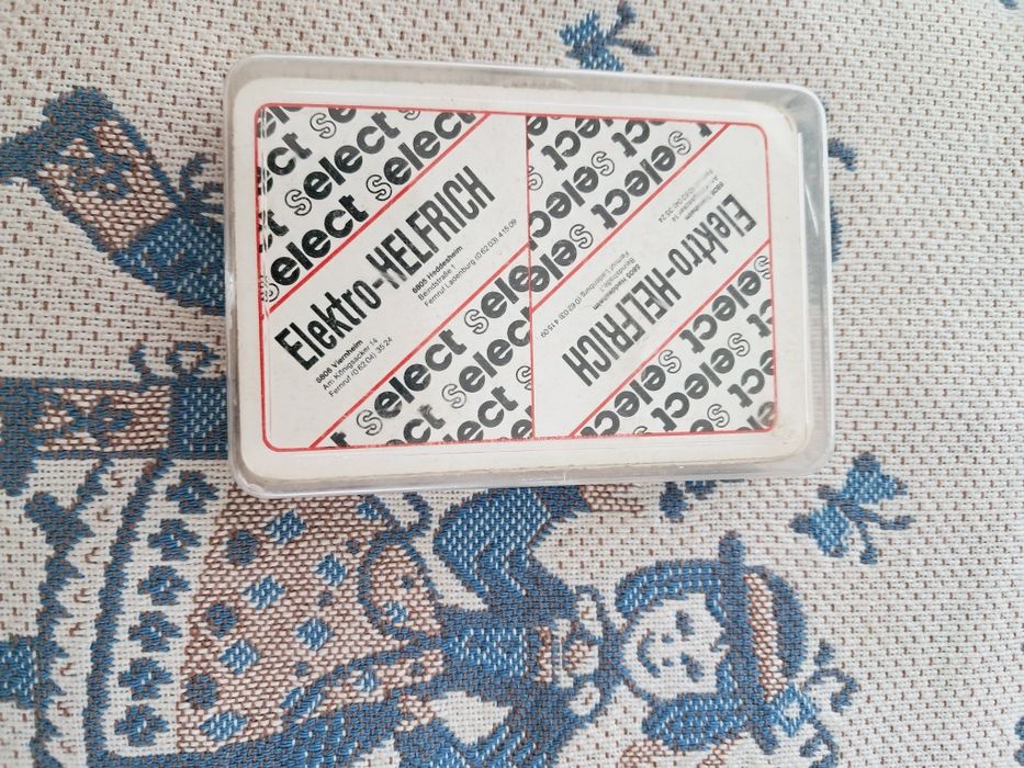 Cărți de joc ...