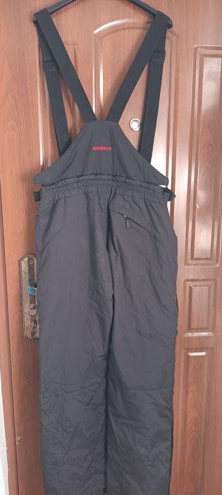 Pantaloni dama si barbat ski