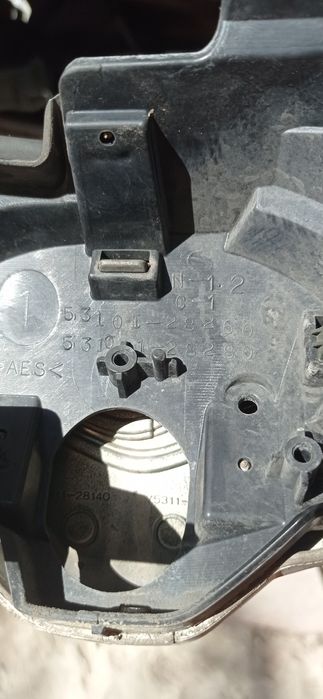 Тойота Эстима 50. Решетка. Оригинал