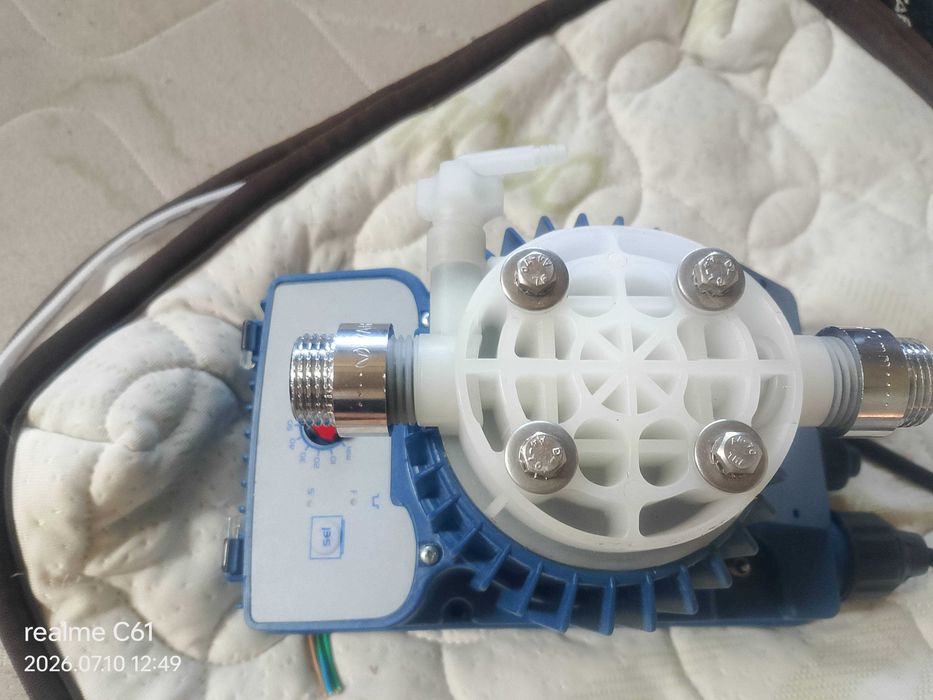 Дозаторна помпа AKL 800