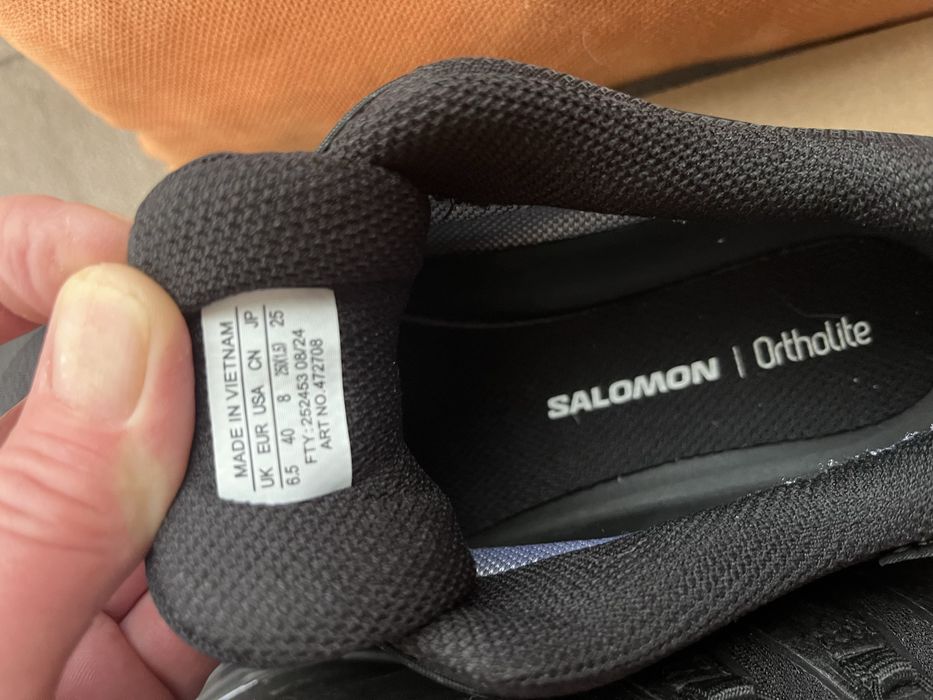 У нисекс маратонки SALOMON