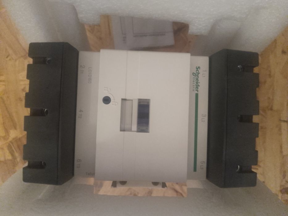 Contactor 150A Schneider