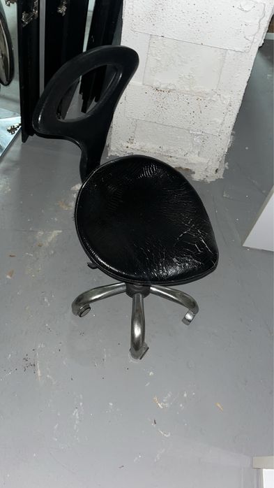 парихмахерское кресло