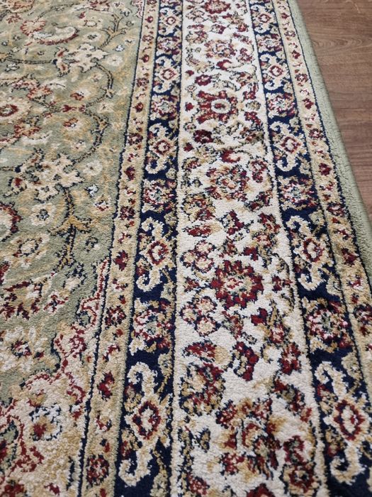 Продам ковровую  дорожку