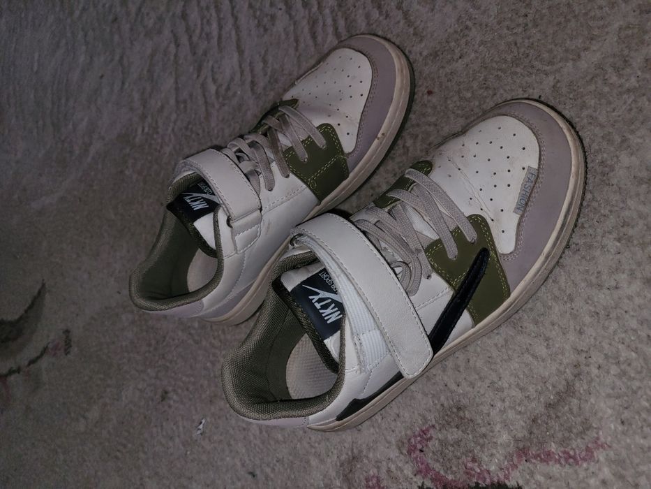 Кросовки для девочки