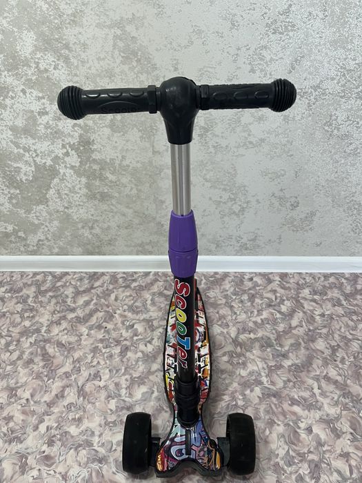 Продам самокат в отличном состоянии