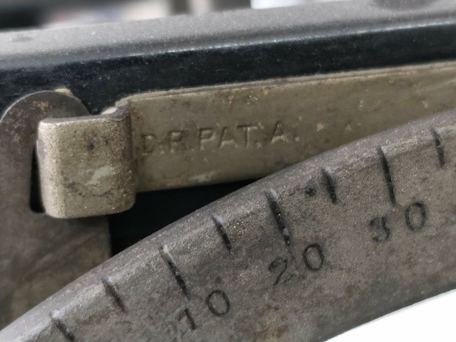 Стара пощенска везна кантар