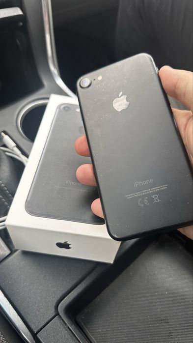 Iphone 7 Сатам срочно Akb 100%