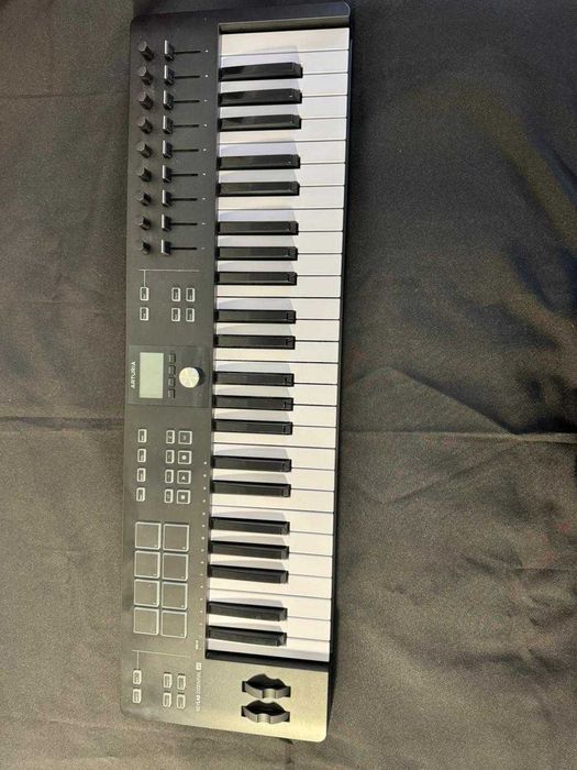 Arturia keylab essential 49