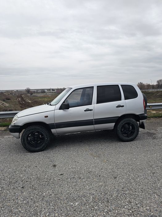 Шевролет нива сатылады