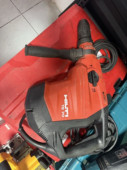 Hilti TE 70 la lada complet.