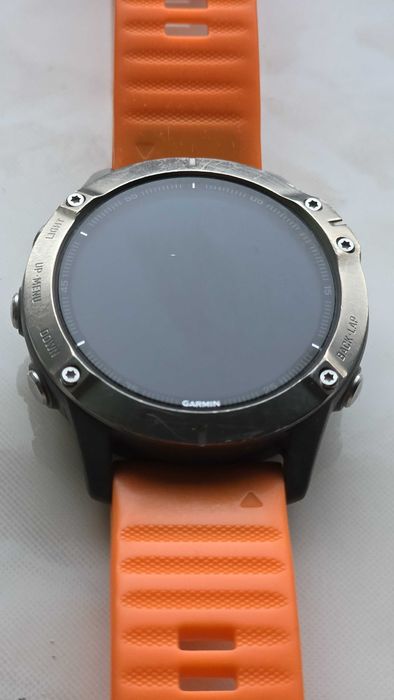 Vand Garmin fēnix® 6 Pro and Sapphire Titan, folosit + curea ceas noua