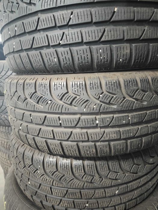 4бр.зимни гуми 205/50/17 Pirelli