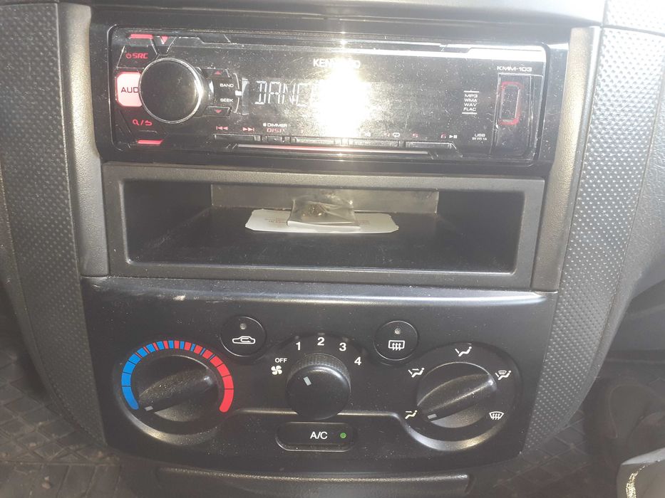 vand aveo 45600km, 1,2 cmc, 2006, euro 4