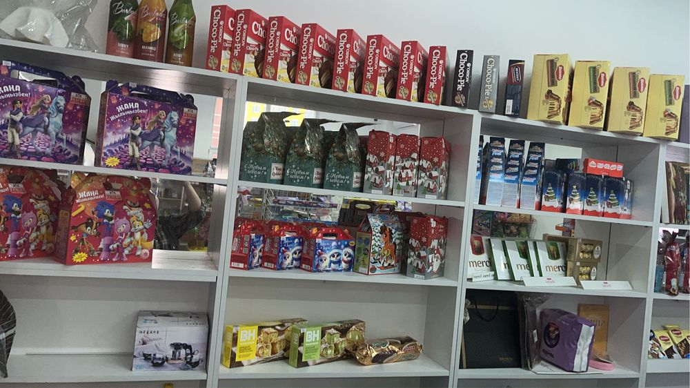 Стеллаж- ветрина