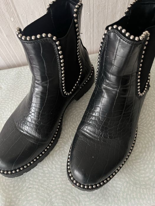 Боти 36н. Без следи от употреба