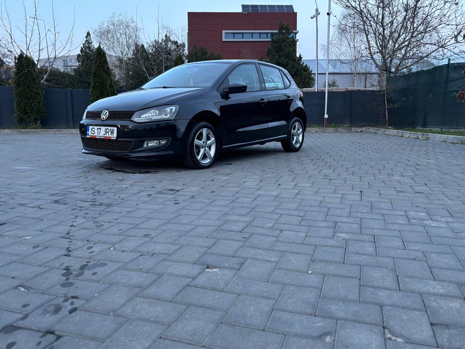VOLKSWAGEN Polo 2010