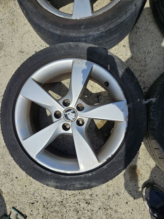 Jante Skoda Rapid/Set Roti Skoda Rapid 215/45/16