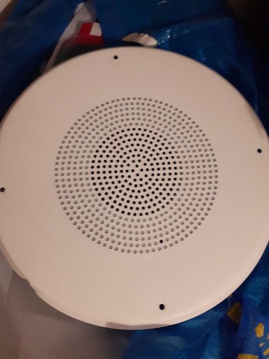 Продавам изключително качествени камера микрофони колони POLYCOM