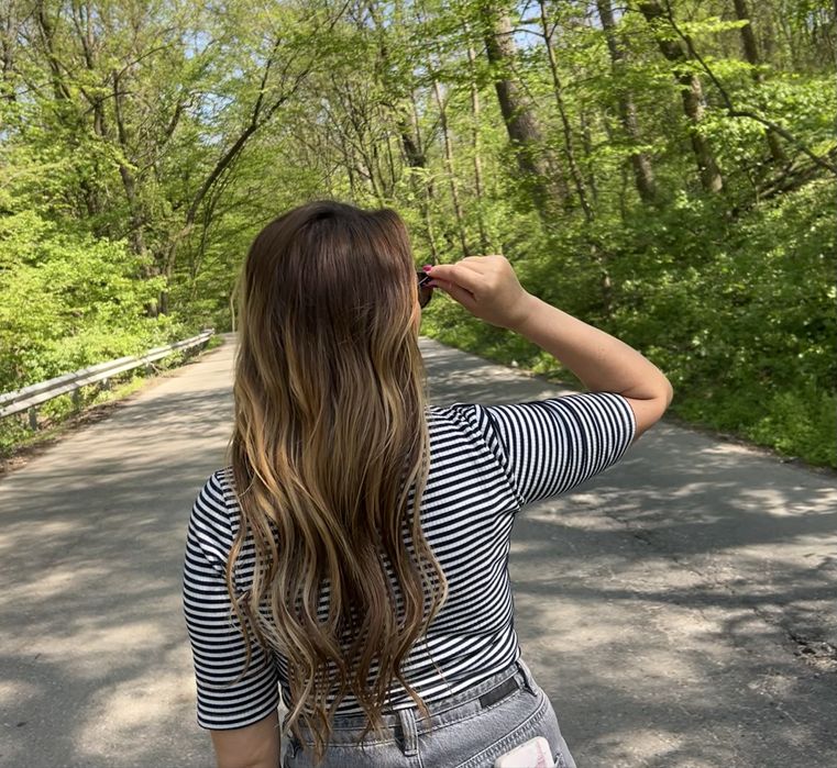 Aplic extensii de par natural