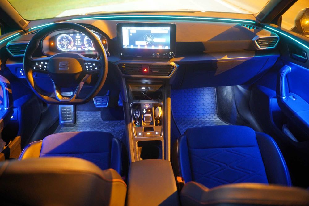 Seat Leon 1.4 e-Hybrid DSG FR plug-in hibrid la comanda FULL EXTRA 3.8 l/100km sau 15,8 kWh/100 km