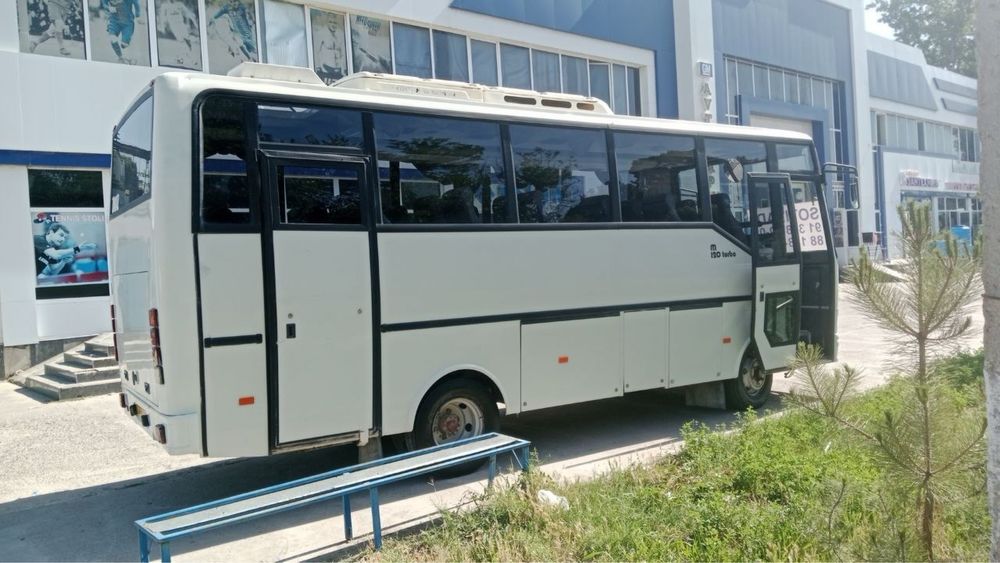 Автобус сотилади