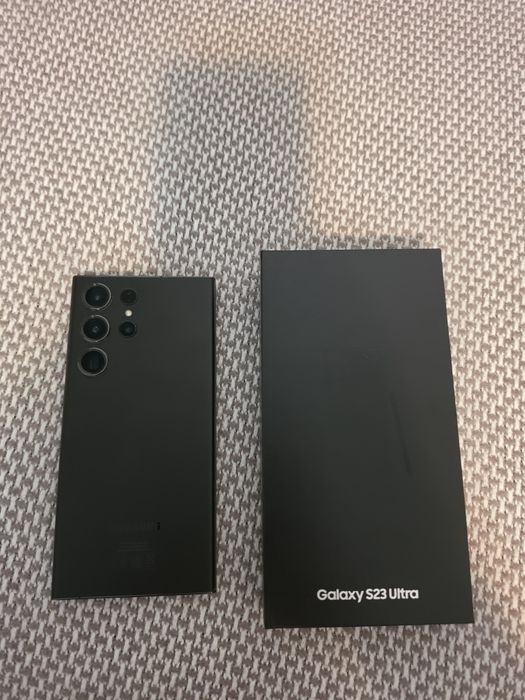 Doar vând Samsung Galaxy s23 ultra - 256 GB - 8gb ram - negru