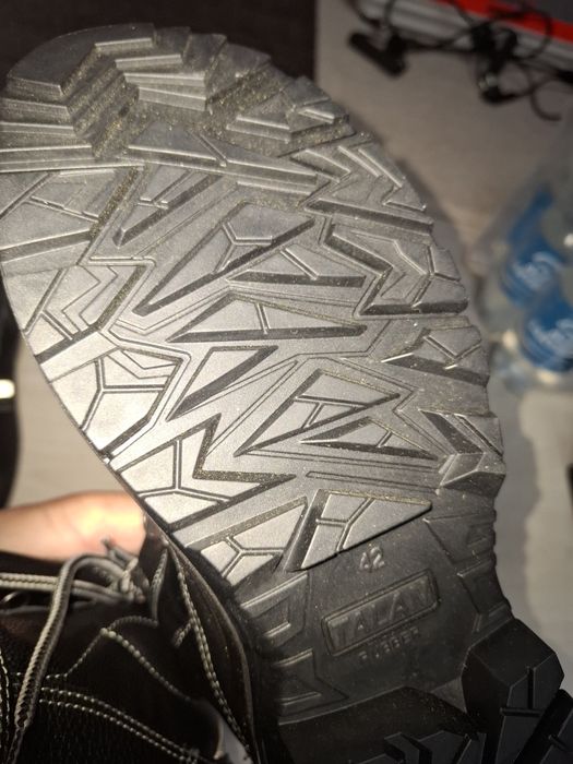 Продам рабочий сапоги новый