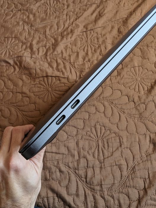 MacBook Pro M1 13", 258/8 GB