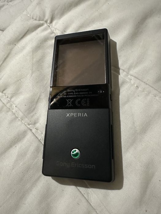 Sony Ericsson XPERIA Pureness X5