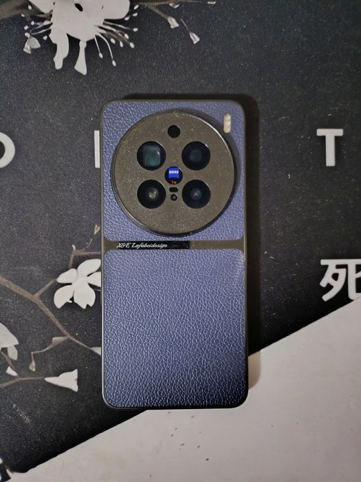 Продам чехлы на vivo x200 pro