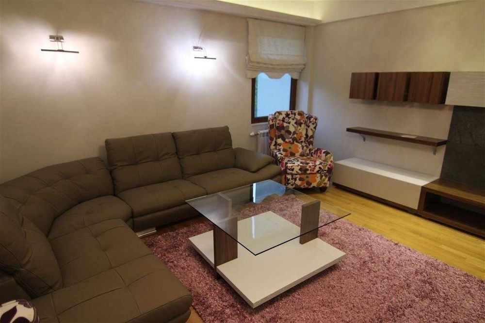 Дава се под наем Тристаен апартамент в Пловдив, Прослав - 98 кв.м за 433.5 € - Снимка #4