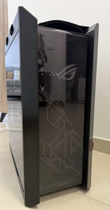 Carcasa Asus Rog Strix Helios RGB