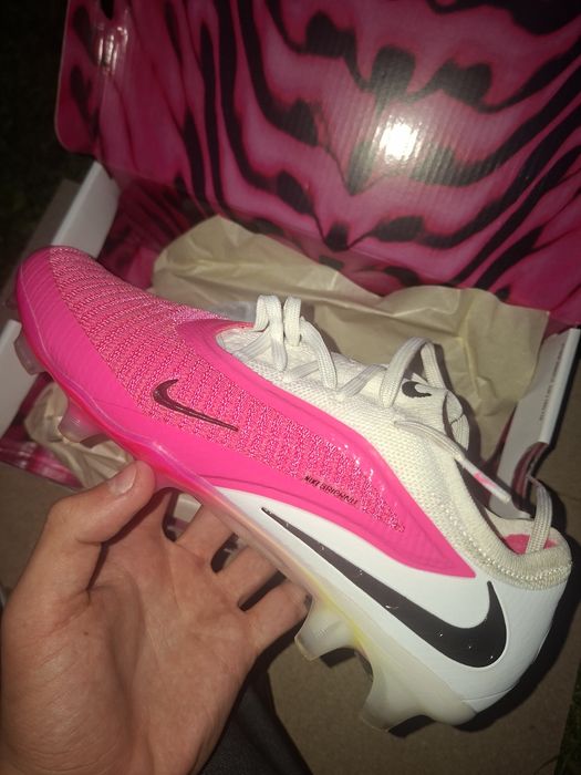 Vând ghete fotbal FG  Nike Phantom 6 elite