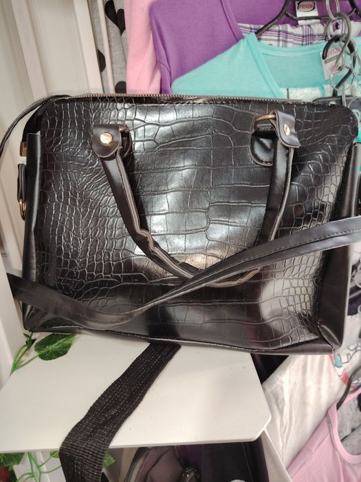 Дамска чанта - нова