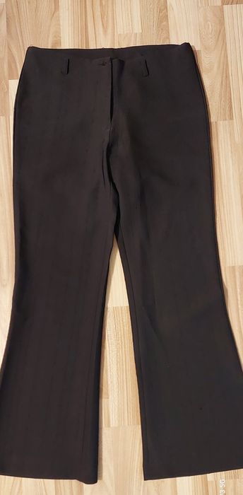 Брюки женские чёрные.