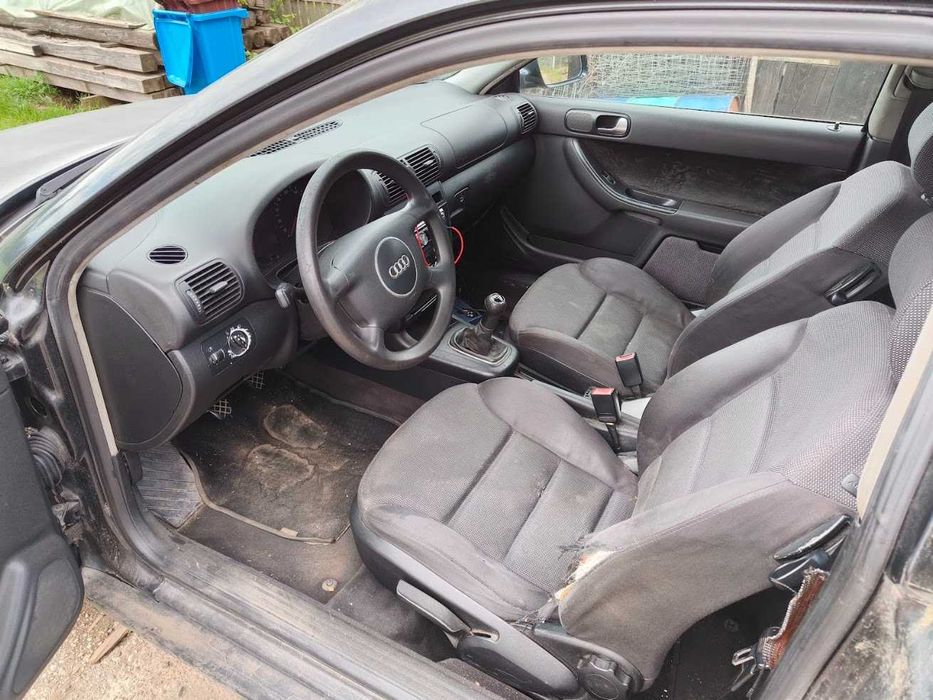 Vand 2003 Audi A3, motor 1.6 benzina