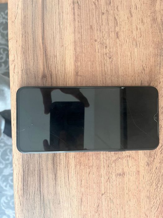 Обмениваю vivo y53s