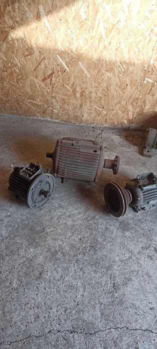 Двигатель электрический